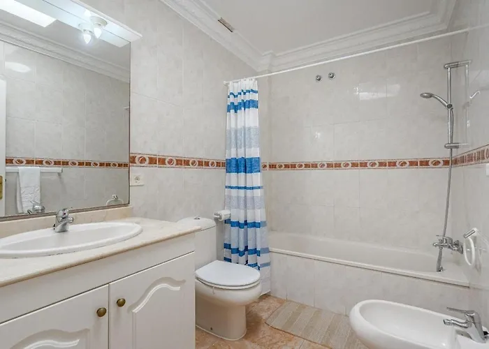 Tantulia El Conde 2 * Адехе