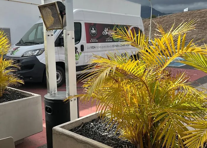 Tantulia El Conde 2 * Адехе